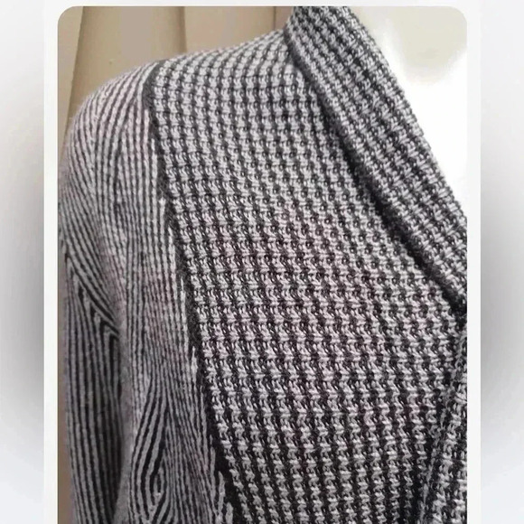 Croft & Barrow Grey & Black  Open Cardigan Size Large - Picture 8 of 10